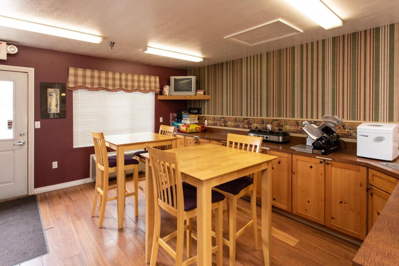 The Kingsley Suites Buitenkant foto